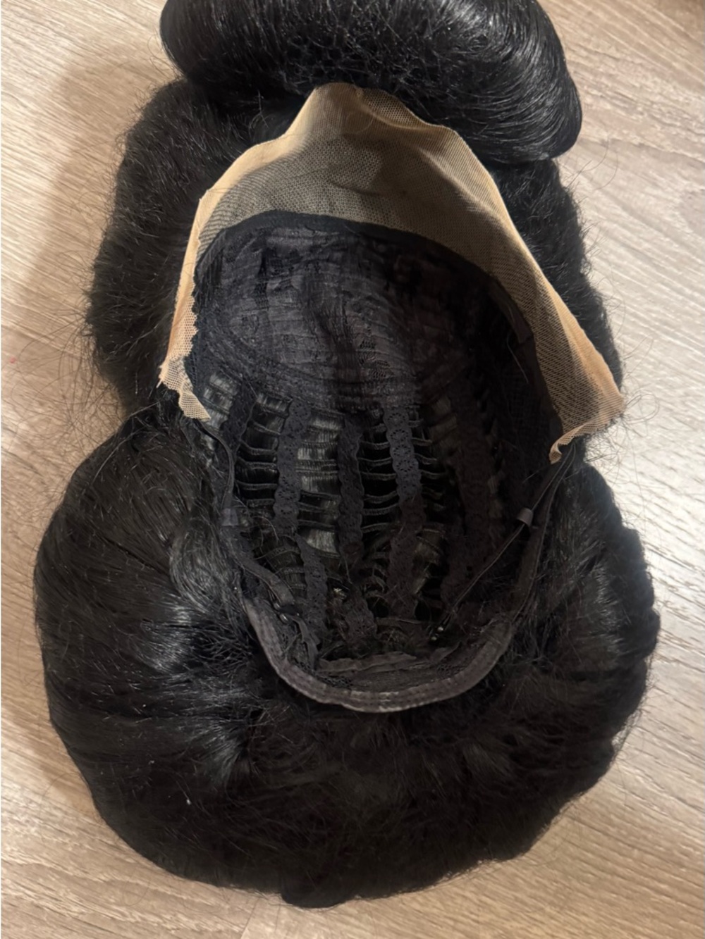 Black Vintage-Inspired Gothic Women's Wig - Picture 15 of 17